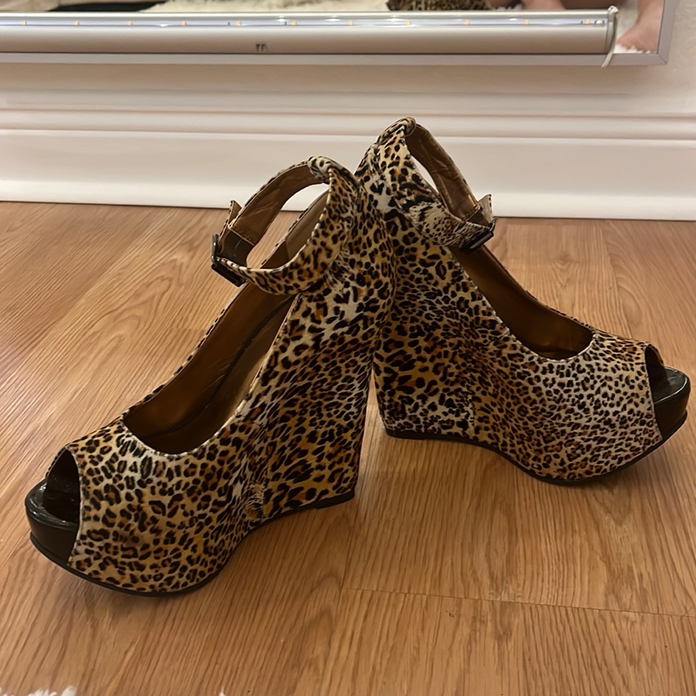LUICHINY leopard wedges 8